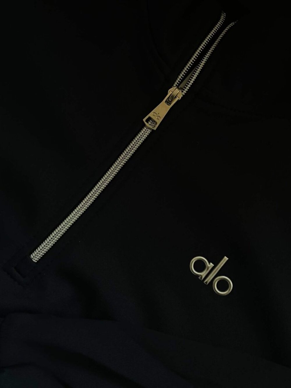 ALO Yoga Unisex Navy Quarter-Zip Hoodie and Jogger Set NWT - Picture 4 of 7